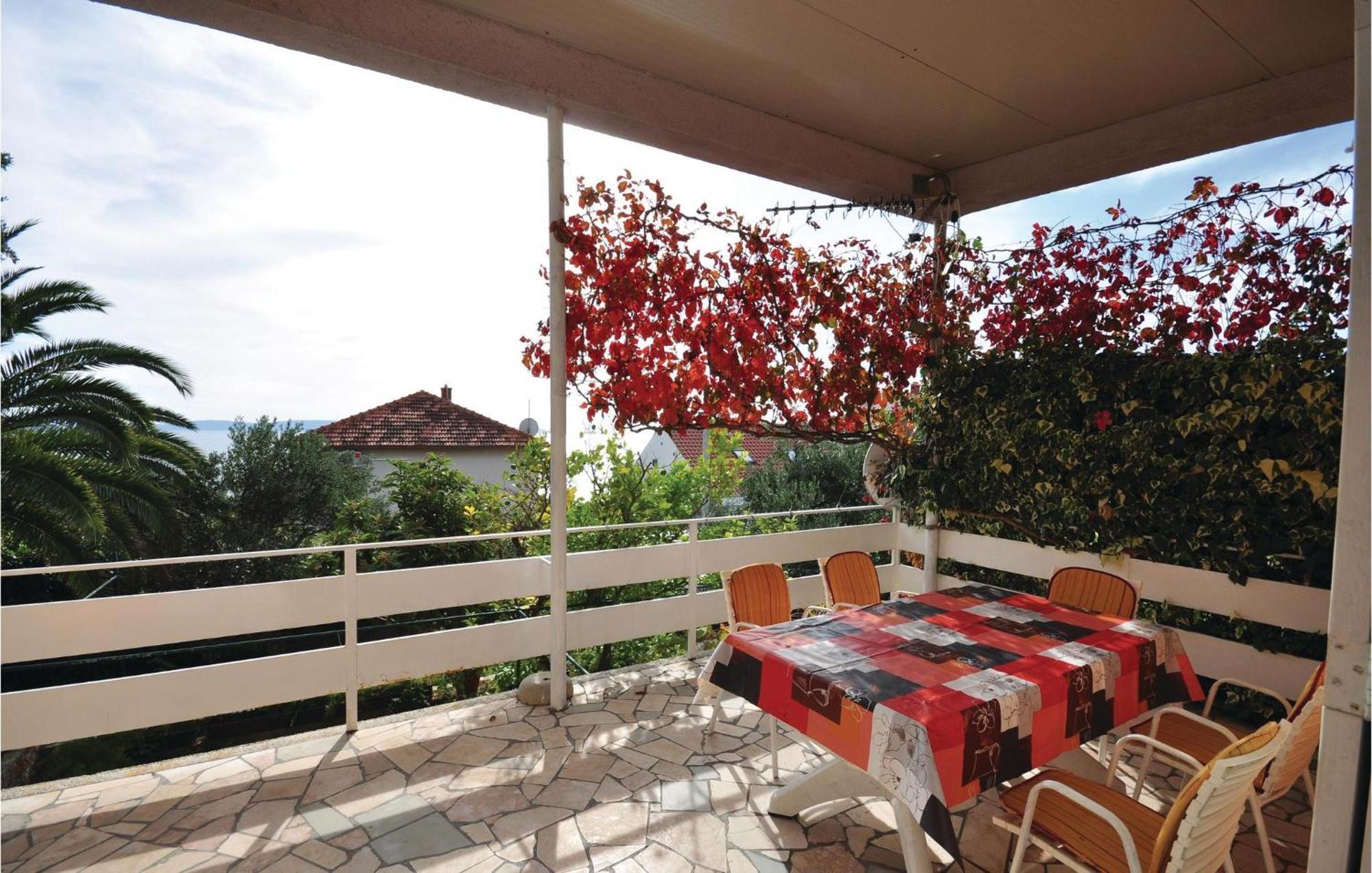 Awesome Home In Seget Vranjica With Wifi Εξωτερικό φωτογραφία