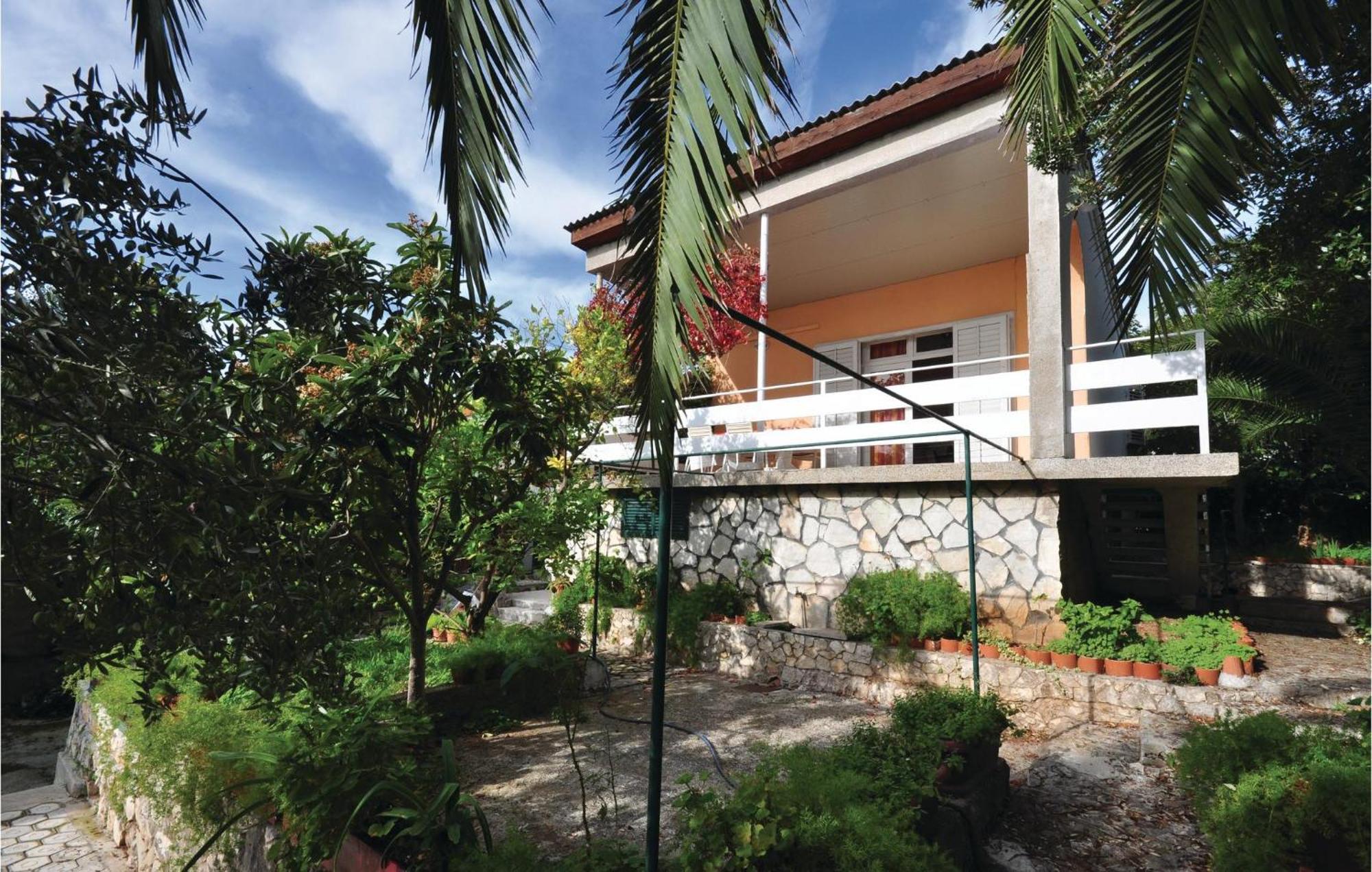 Awesome Home In Seget Vranjica With Wifi Εξωτερικό φωτογραφία